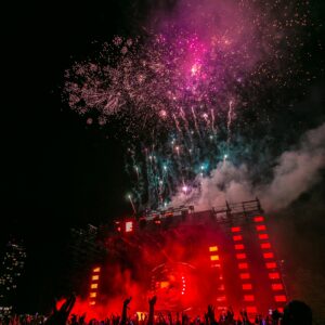 Buy Entry Ticket + Bar Tab